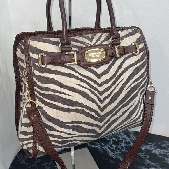 MICHAEL KORS Large Handbag Hamilton Zebra Print Brown Ivory AUTHENTIC - Picture 2 of 14